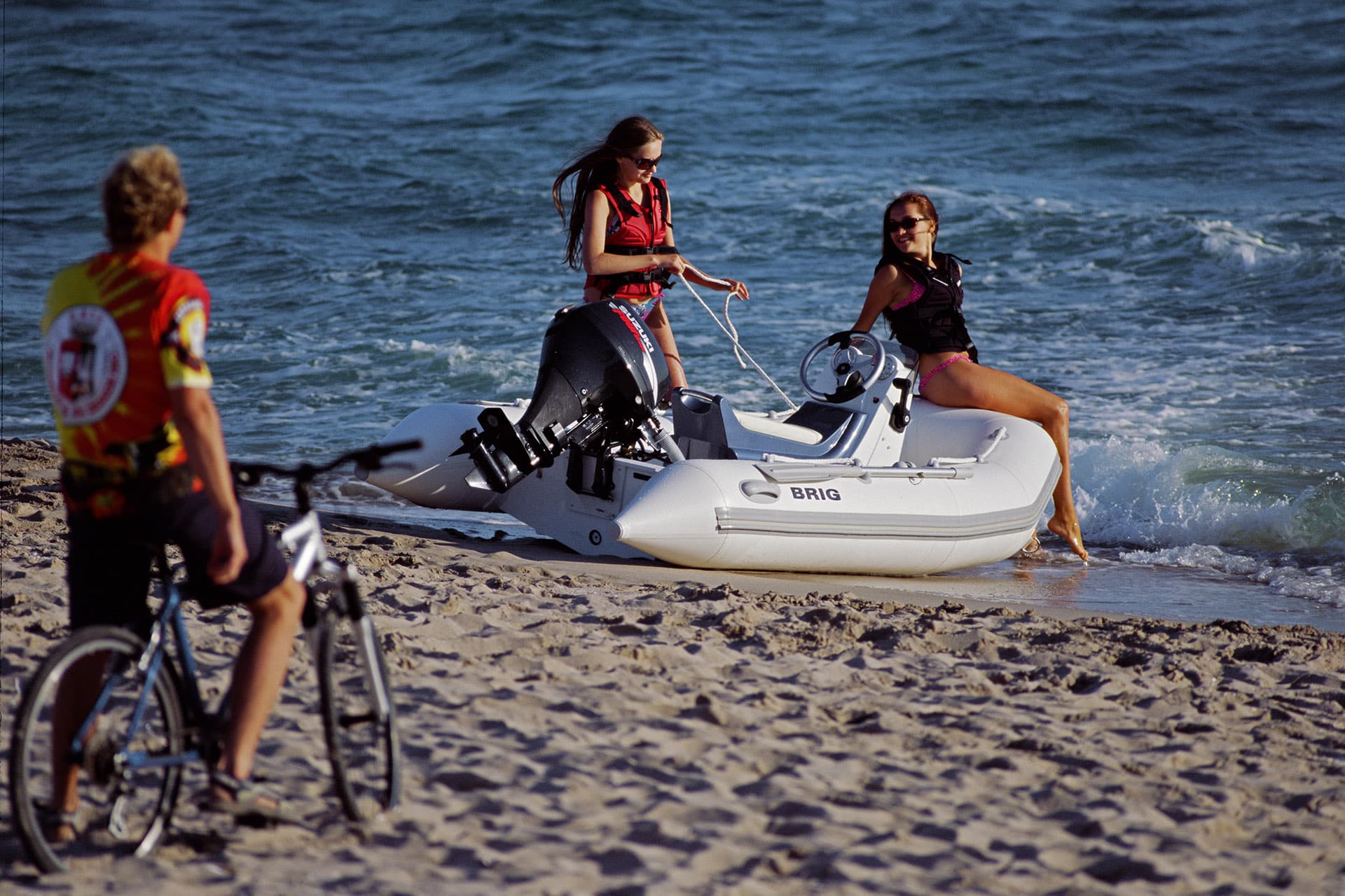 Brig Brig Falcon 330